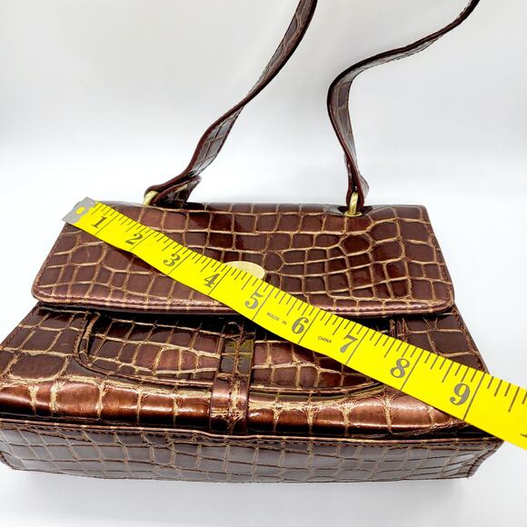 Vintage Kenneth Cole Reaction Brown Leather Mini Croc Embossed Top Handle Bag - Picture 11 of 15